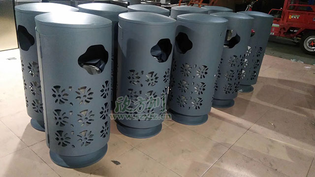 欣方圳精品定制垃圾桶表面鏤空精細雕刻，外形上設計美觀，新穎獨特！