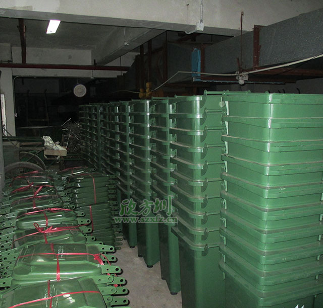 塑料垃圾桶廠家 讓長(zhǎng)沙鄉(xiāng)村更清潔